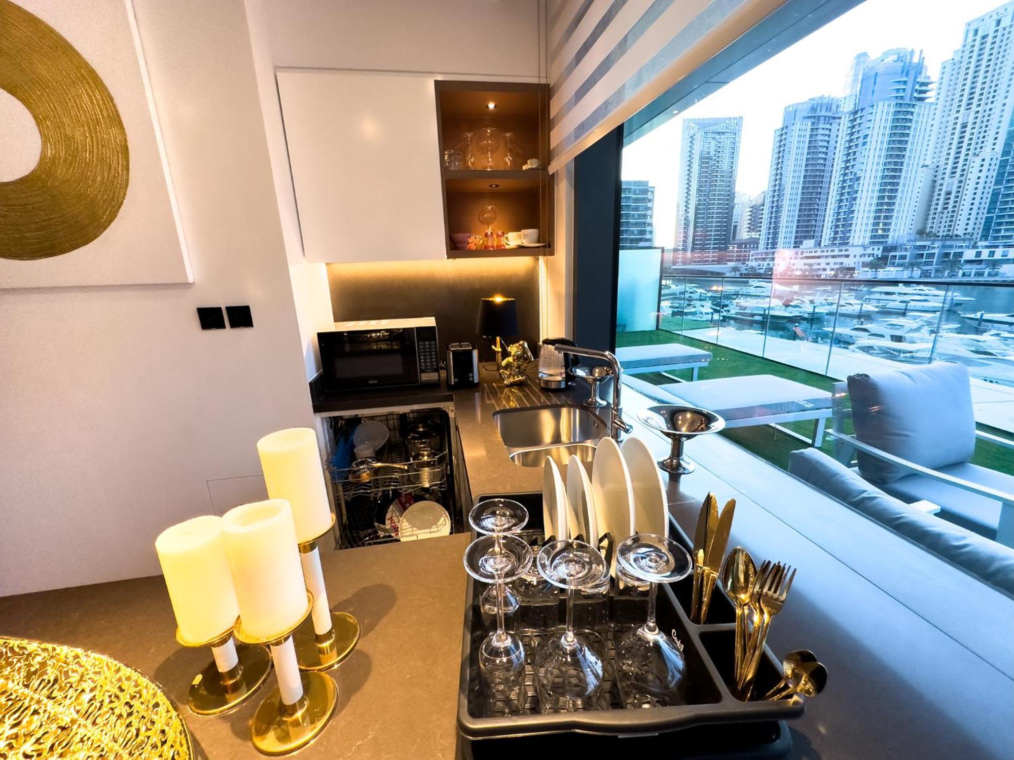 Vida Dubai Marina & Yacht Club , Hotel And Residences , Luxurious 2Br מראה חיצוני תמונה